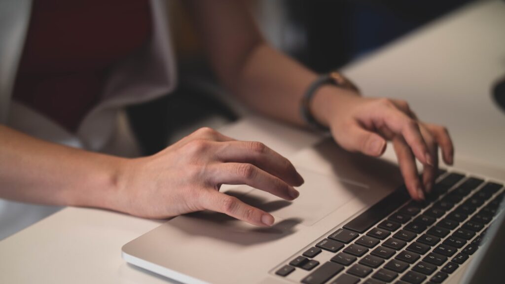 Leia mais sobre o artigo Seja Citado por LLMs: Domine as Respostas da IA